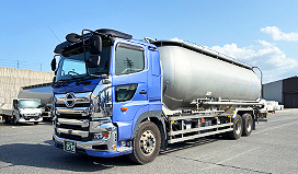 粉粒体運搬車（13t）